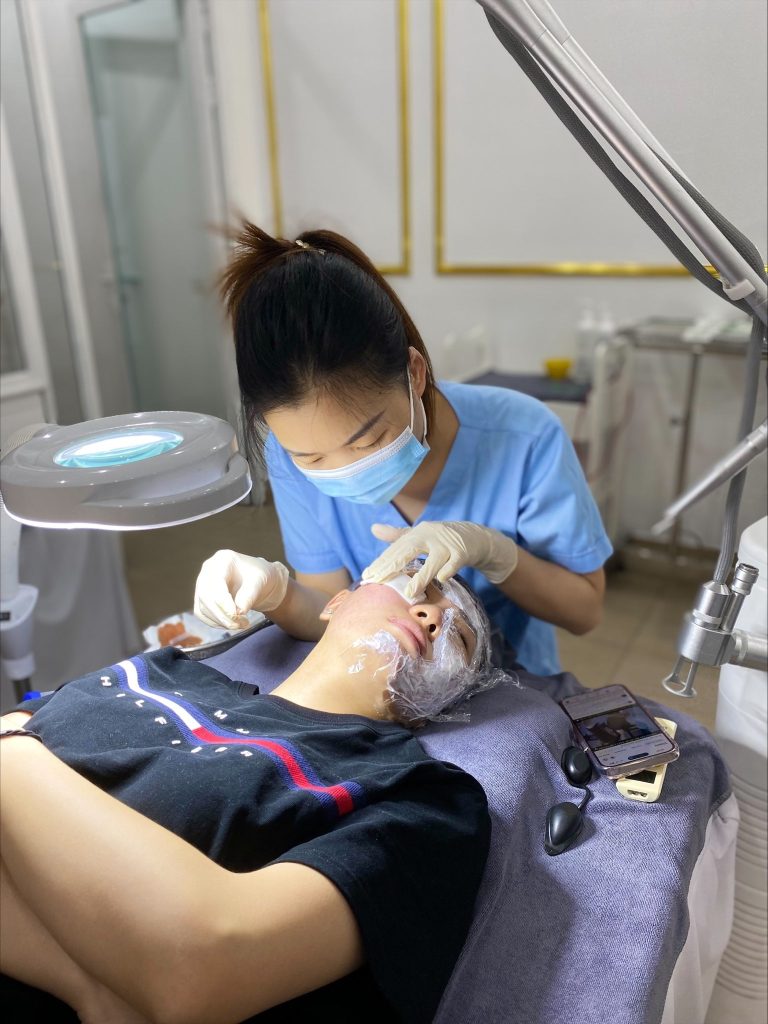 quy-trinh-tiem-meso-seo-ro-da-lieu-viet-duc